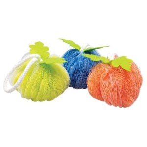 ESPONJA DE BAÑO EN FORMA DE MANZANA CON CORDÓN Y DETALLES EN FIELTRO (S-BEL002)