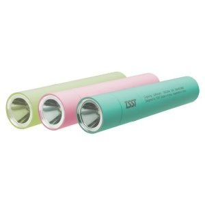 BATERÍA PORTATIL MARCA TSST, CON UN PUERTO DE CARGA RÁPIDA DE 1.5 (S-070TEC001)