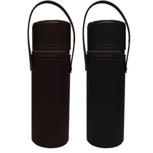 PORTA BOTELLA. FABRICADA EN CURPIEL CON ASA E INTERIOR EN NYLON (S-COC041)