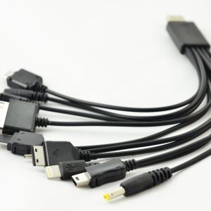 CABLE ADAPTADOR NEGRO (TEC-054-NE)