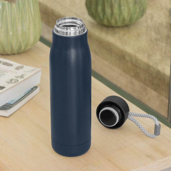 alt_promocional_publicitario_botella_acero_inoxidable_T632-contexto-azul-2-1.jpg