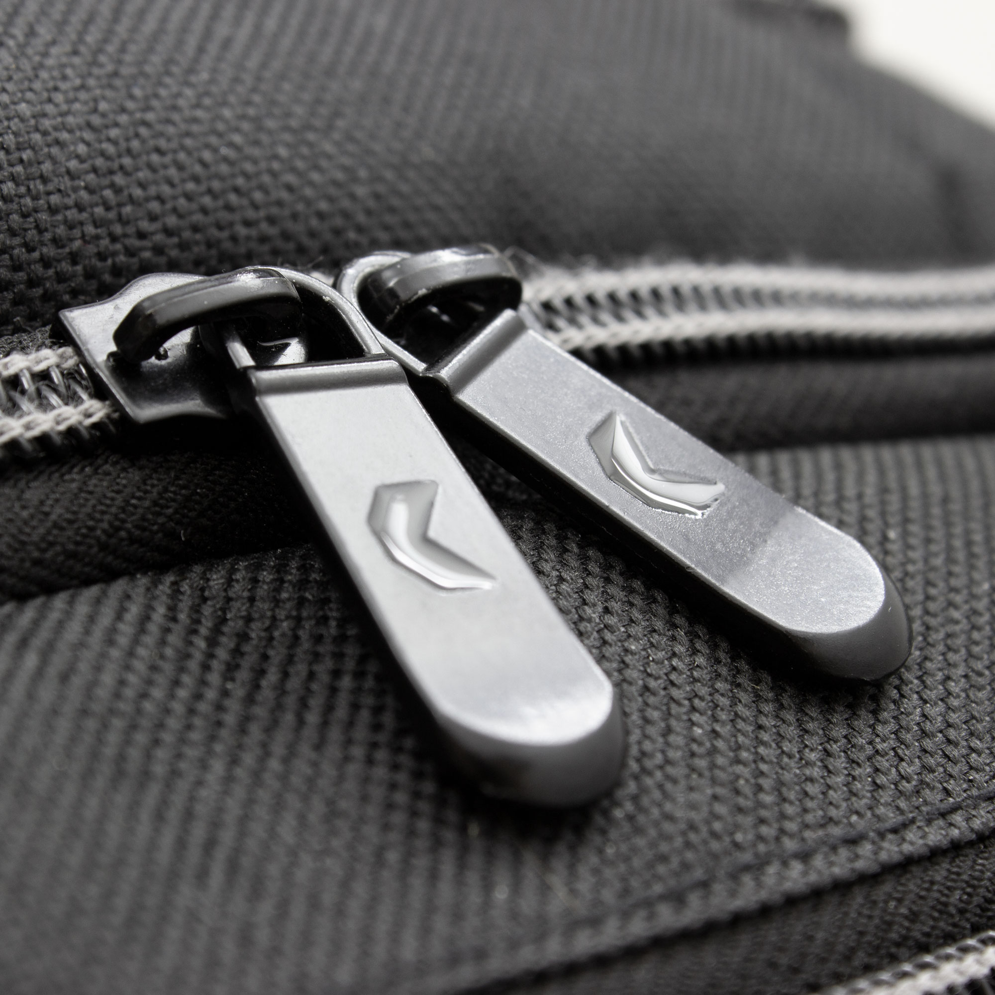 altpromocional_publicitario_mochila_nomawalk_K8_negro_zoom3-1.jpg Mochila Translate Negro (K8)