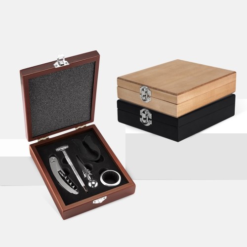 851091-1-1 Set Set para Vinos Mediterraneo Negro 851091 N Negro (851091N – madera / metal – articulo promocional)