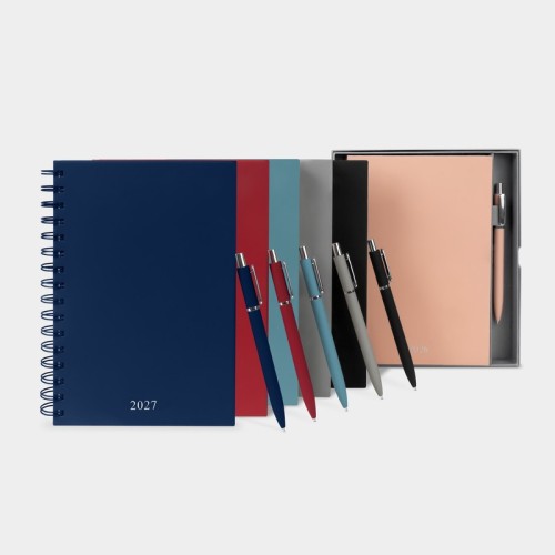 AGSP-027-5 Diaria Agenda Diaria Lette 2027 Azul Cielo AGSP 027 AC Azul Cielo (AGSP027AC – curpiel agenda / metal boligrafo – articulo promocional)