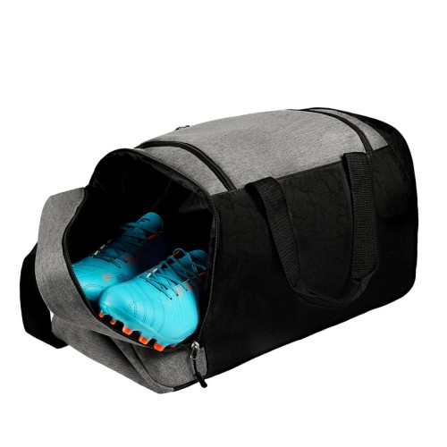 SOC-094-BN_4 Maleta Maleta Deportiva Soccer SOC 094 BN Blanco con Negro (SOC094BN – poliester – articulo promocional)